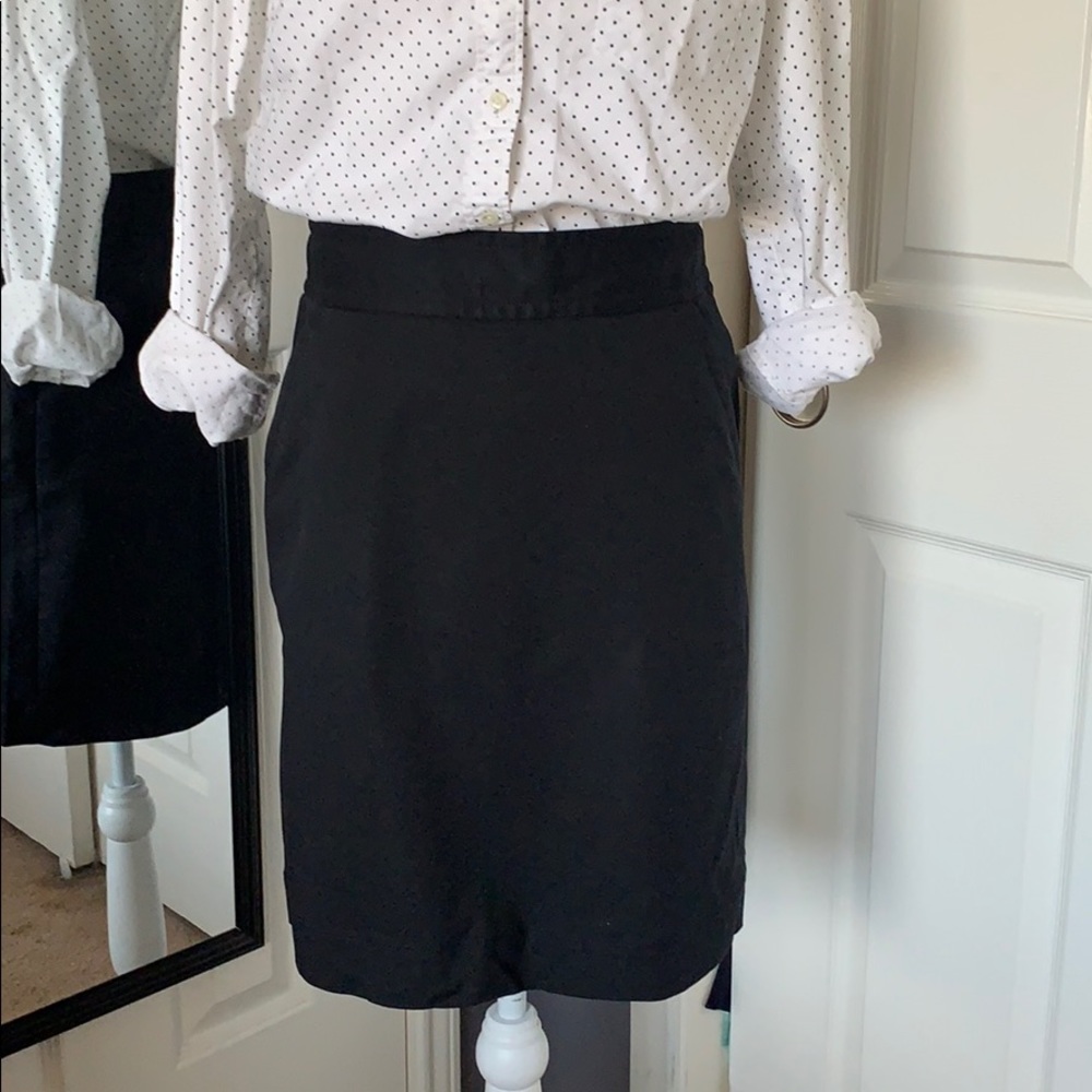 ⬇️REDUCED!! Banana Republic black skirt